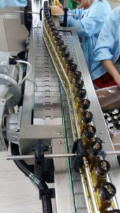 全自動橄欖油灌裝機(jī)廣闊的空間